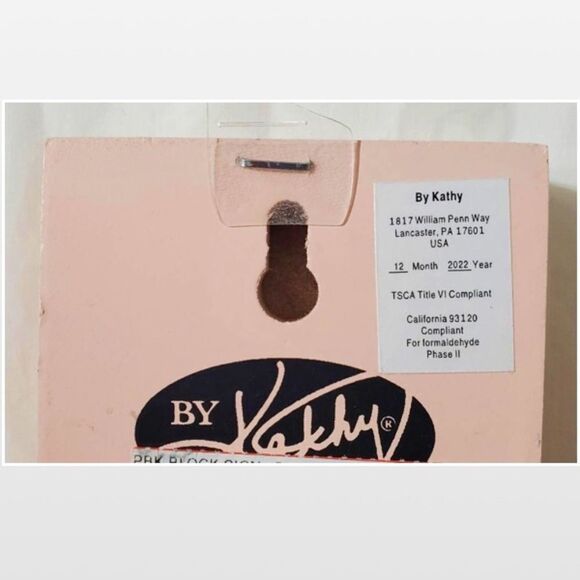 New White Floral Motivational BE HAPPY Wood Box Sign Décor - Picture 7 of 10